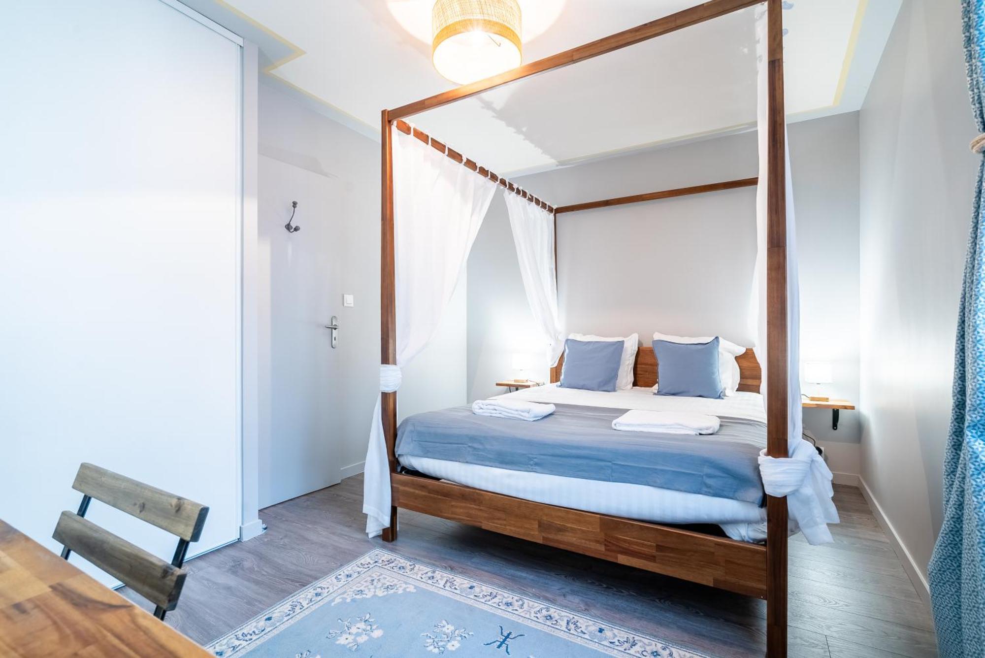 Mon - Gare De - Duplex 2 - Parking En Supp Appartement