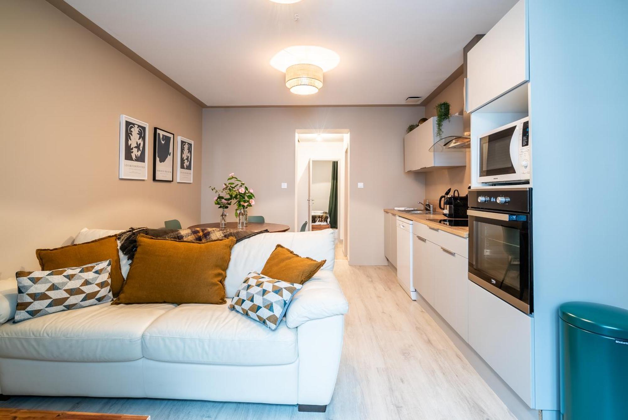 Mon - Gare De - Duplex 2 - Parking En Supp *