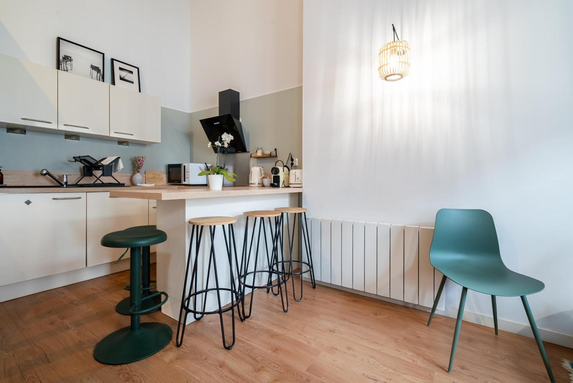 Mon - Gare De - Duplex 2 - Parking En Supp Appartement *